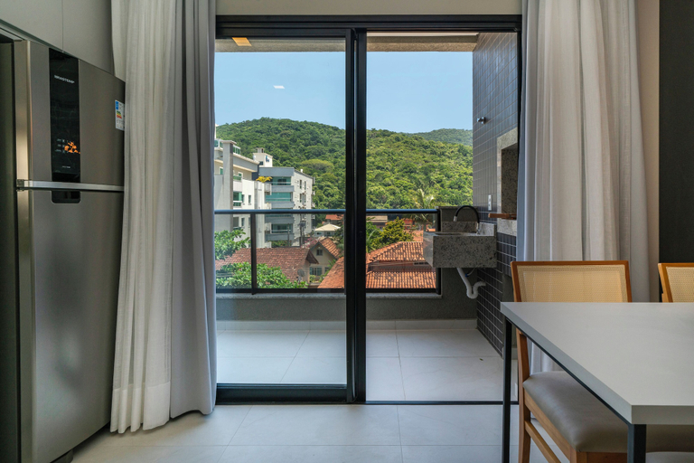 Living area 5, APTO flat em condomínio com piscina A, Bombinhas