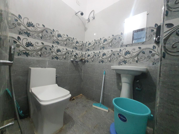 Others 2, Tulsi Ganga Hostel, Garhwal