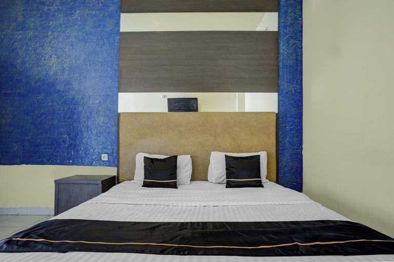 Room 4, Hotel O near Universitas Widya Dharma, Palembang