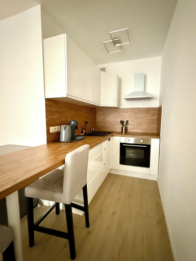 Private kitchen 2, Cosy studio en plein centre pour 2, Liège