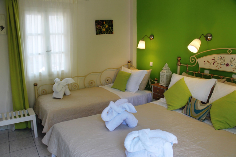 Bedroom 3, Evizorzia Villas, South Aegean