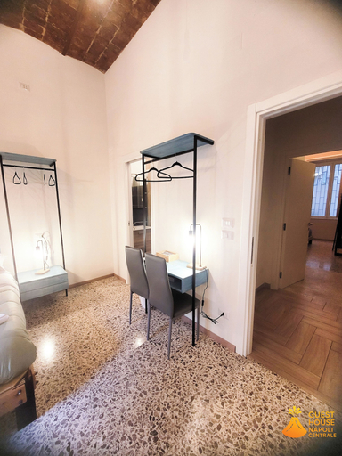 Others 5, Guest House Napoli Centrale, Napoli