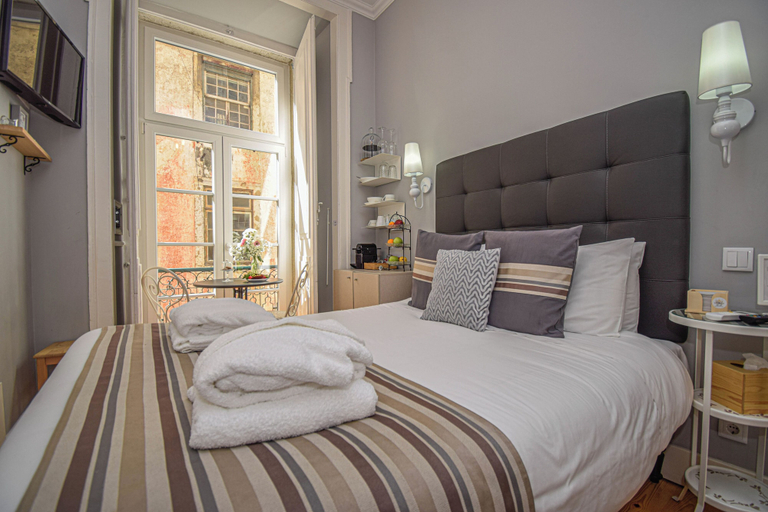 Room 5, B in B Douradores, Lisbon