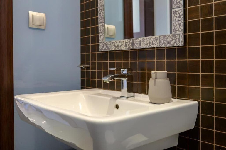 Bathroom 2, Elea Feel Like Home, Crete