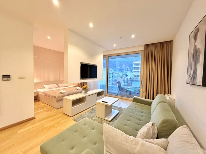 Room 3, Aurelio Central Residences