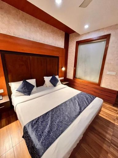 Room 3, The Global Hotel by Platinum, Gurgaon