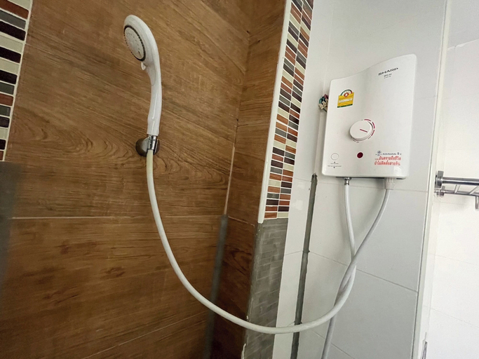 Bathroom 4, Fruit Paradise Hotel, Phuket Island