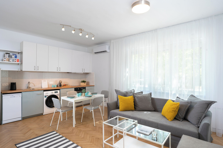 Others 5, Starflat Gorgeous central apartment NDK, Stolichna