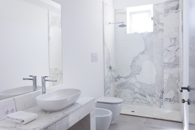 Bathroom 5, Luna Minoica Suites & Apartments, Agrigento