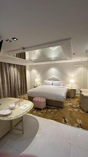 Room 2, Rox luxury Hotel, Taif