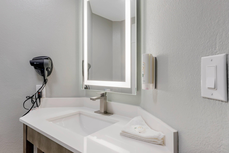 Bathroom 4, Quality Inn Ruidoso, Lincoln