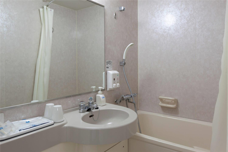 Bathroom, Comfort Hotel Tendo, Tendo