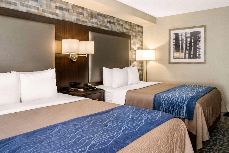 Bedroom 3, Comfort Inn Montreal Aeroport, Montréal