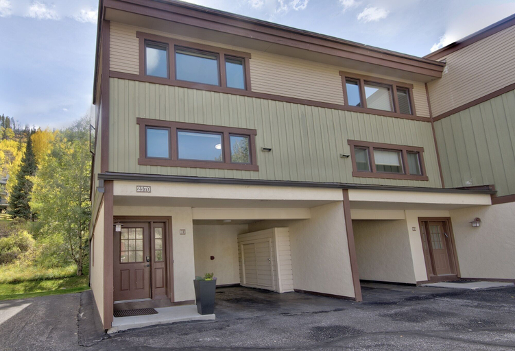 Exterior & Views, H1 Meadow Creek Condominiums 3 Bedroom Condo, Eagle