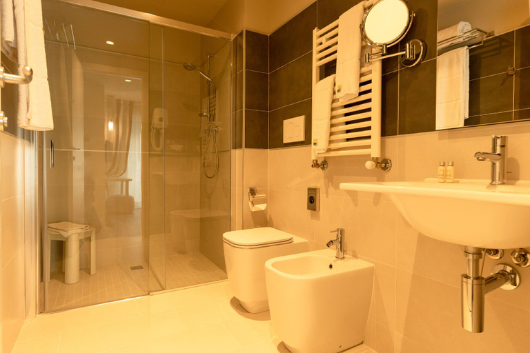 Bathroom 5, La Dolce Vita Hotel, Alpes-Maritimes