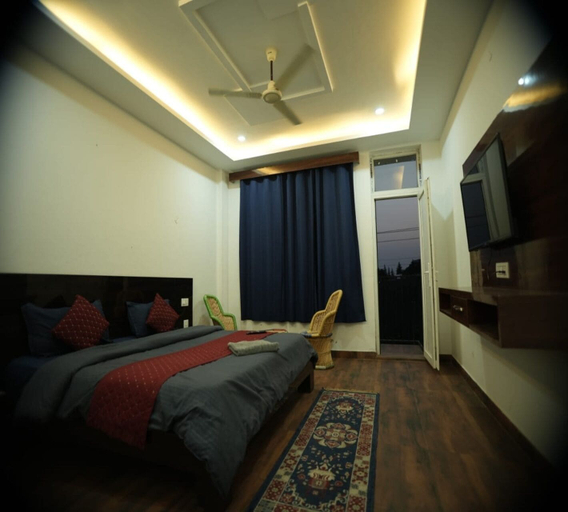 Room 2, The Jungle Hut, Kangra