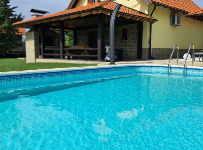 Pool 3, Lovinac Spa by Režek, Lovinac