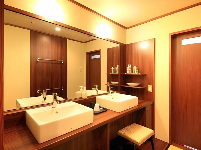 Bathroom, Oomiya Ryokan, Yamagata