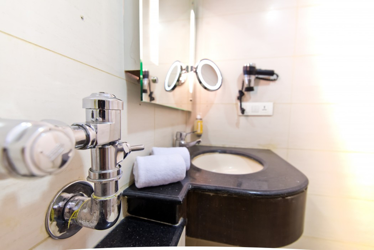 Bathroom 3, BLOOM BOUTIQUE | MALLESHWARAM, Bangalore