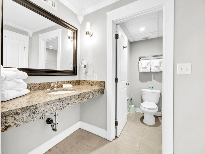 Bathroom 5, Edgewater Tower 1-305, Bay
