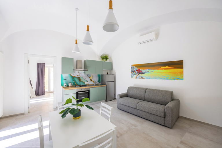 Living area 3, Maison Emanuele Double Apartment, Napoli