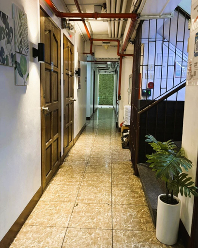 Lobby 2, Circuit Suites, Makati City