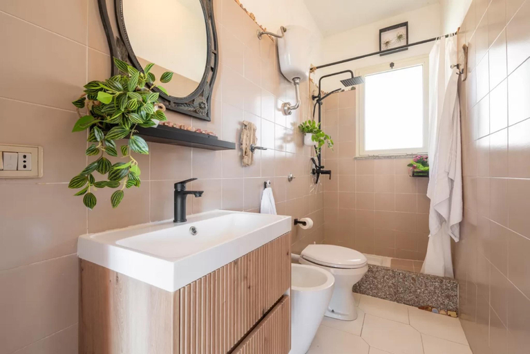 Bathroom 5, Modern apartment near Badesi beach, Olbia-Tempio