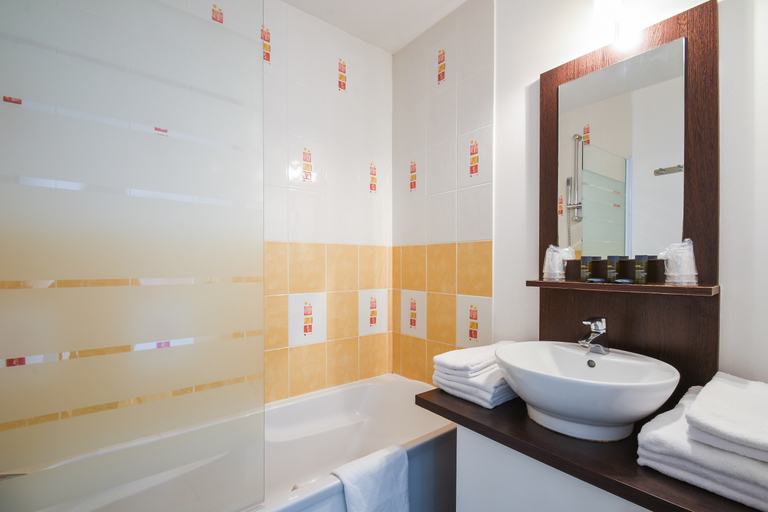 Bathroom 4, Les Jardins De L'Amirauté - Vacanceole, Vendée