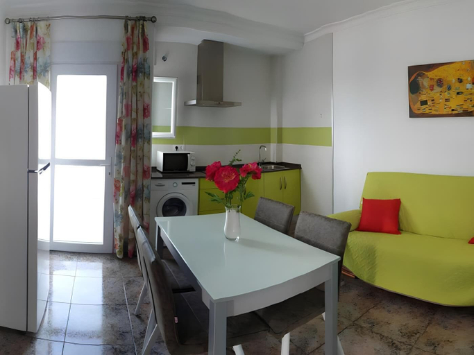 Interior, Apartamento con terraza cerca a la playa, Cádiz