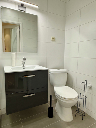 Bathroom 4, Studio moderne au coeur Saint Adalbert, Liège