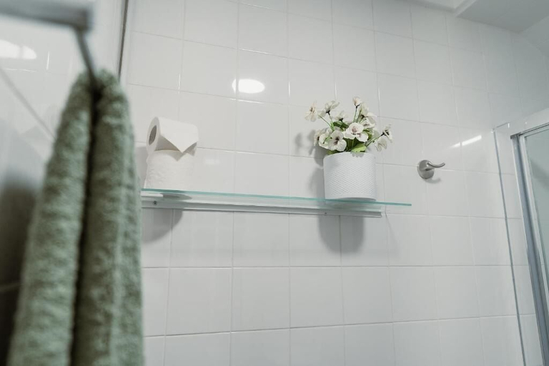 Bathroom 2, Douro Garden 2, Vila Nova de Gaia