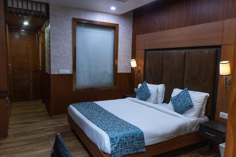 Room 5, The Global Hotel by Platinum, Gurgaon