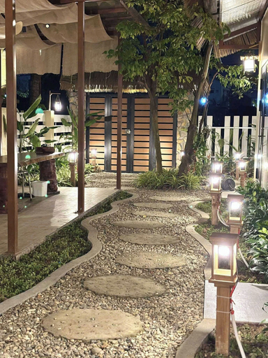 Terrace/patio 5, Lá Home, Huế