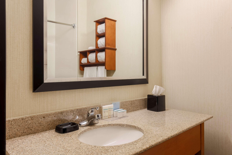 Bathroom 4, Spark by Hilton Dayton Fairborn, Greene