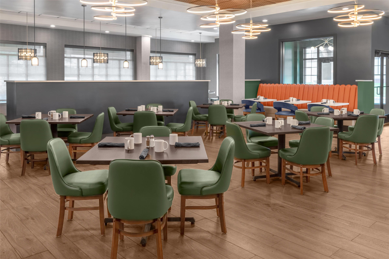 Food & Drinks 3, Doubletree By Hilton Owatonna, Steele