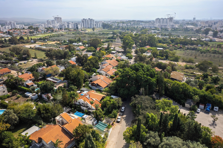 Aerial view 4, Relax in a Garden Oasis by Sea N' Rent