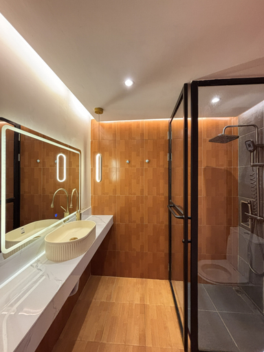 Bathroom 4, Sky Beach Villa Carita, Serang