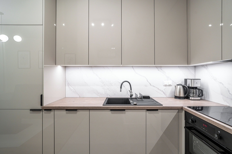 Private kitchenette 4, RentPlanet - Apartamenty przy Spodku, Będzin