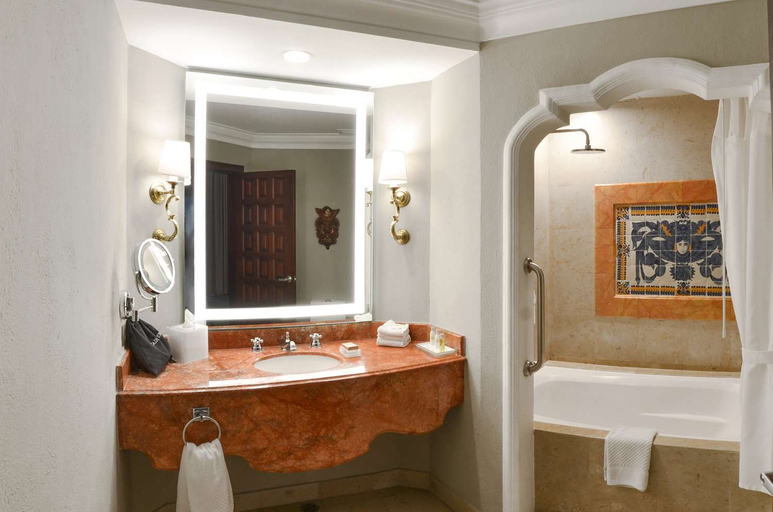 Bathroom 4, Hilton Guatemala, ZONA 15