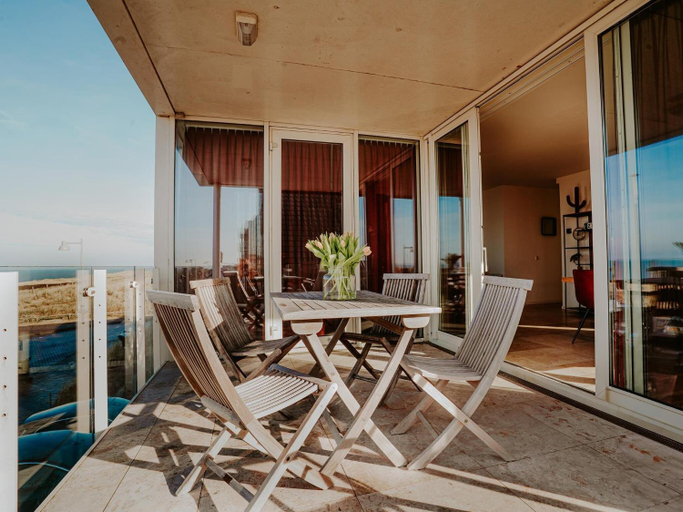 Others 5, Apartment by the Beach with Sea Views, Bergen