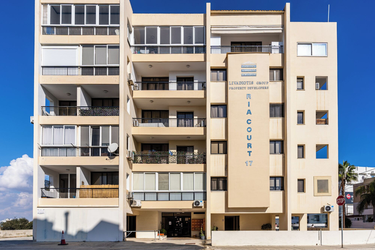 Exterior, Averna - Breezy 2-BR Apt. in Larnaca, Larnaca
