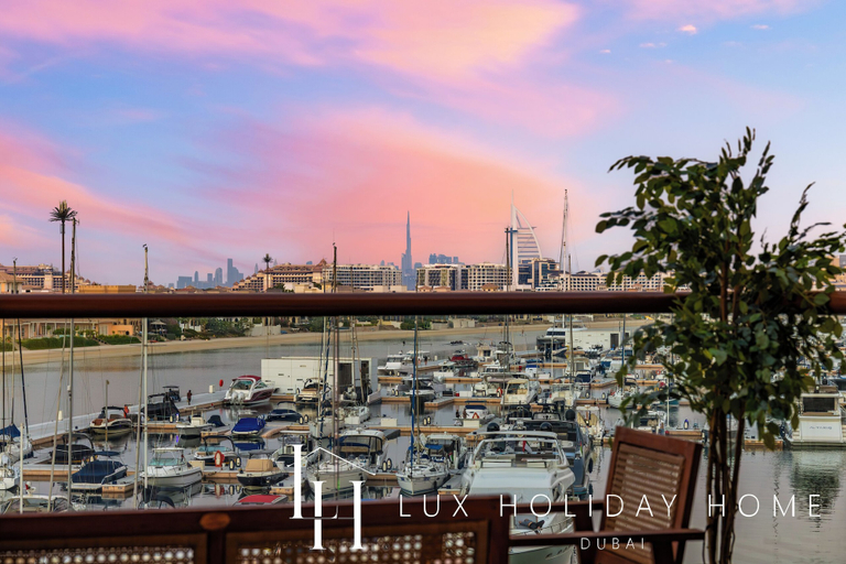 View from property 4, LUX The Palm View Studio, Dubai