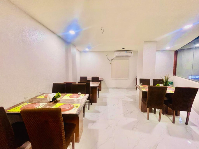 Food & Drinks 5, Hotel Eagle Grand Airport Zone, Ranga Reddy