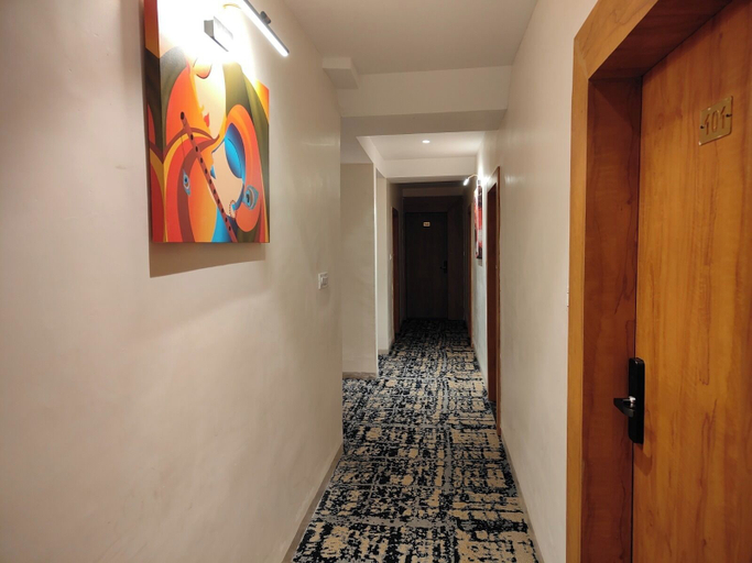 Lobby 3, Hotel The Muffet, Indore