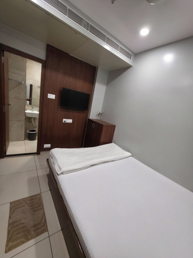 Room 3, Shree Dham Palace, Puri
