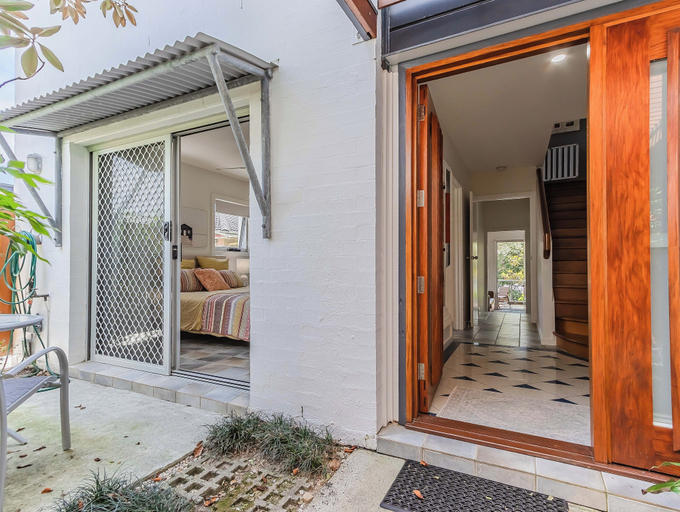 Exterior 4, Dreamtime Dune 3BRM, Tweed Heads