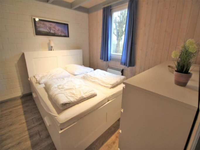 Bedroom 2, exklusives skandinavisches Ferienhaus, Mecklenburgische Seenplatte