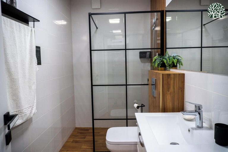 Bathroom 3, FOREST BOUTIQUE, Pitesti