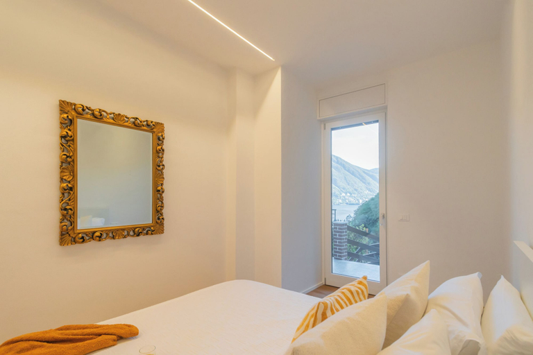 Room 5, Villa Regina Retreat With Pool & Lake View, Como