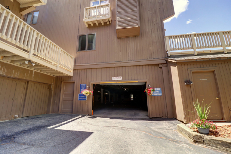 Exterior 3, Ten Mile Haus C-9 2 Bedroom Condo, Summit